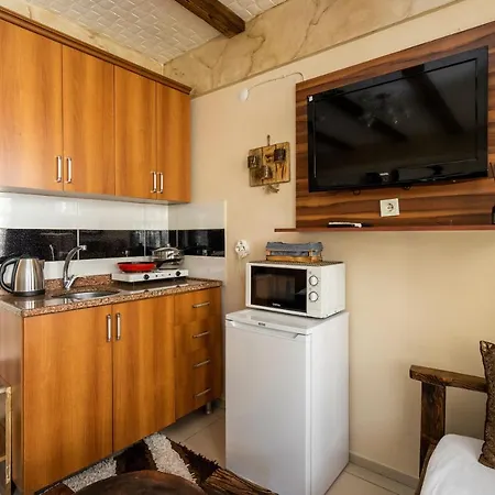 Pi & * איסטמבול