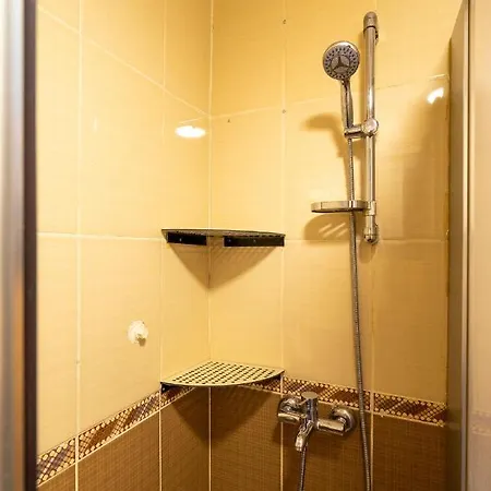 Pi & * اسطنبول